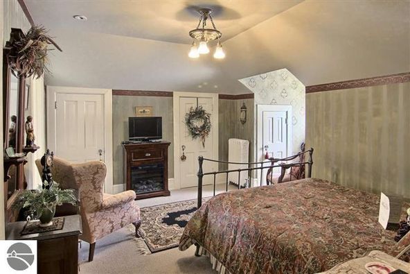 230 Wellington Street, Traverse City, MI 49686